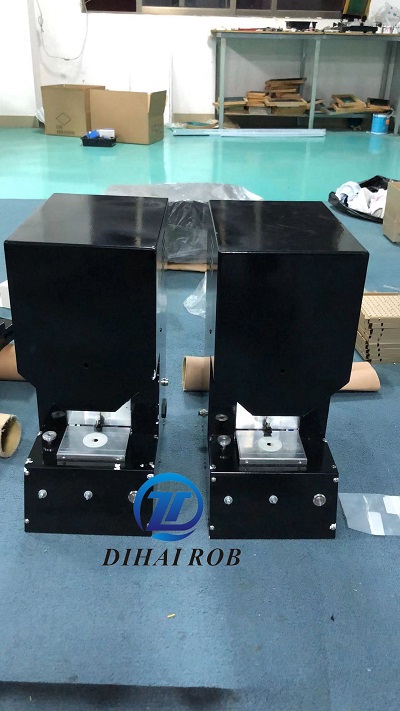 半自動(dòng)旋蓋機(jī) 半自動(dòng)旋蓋機(jī)